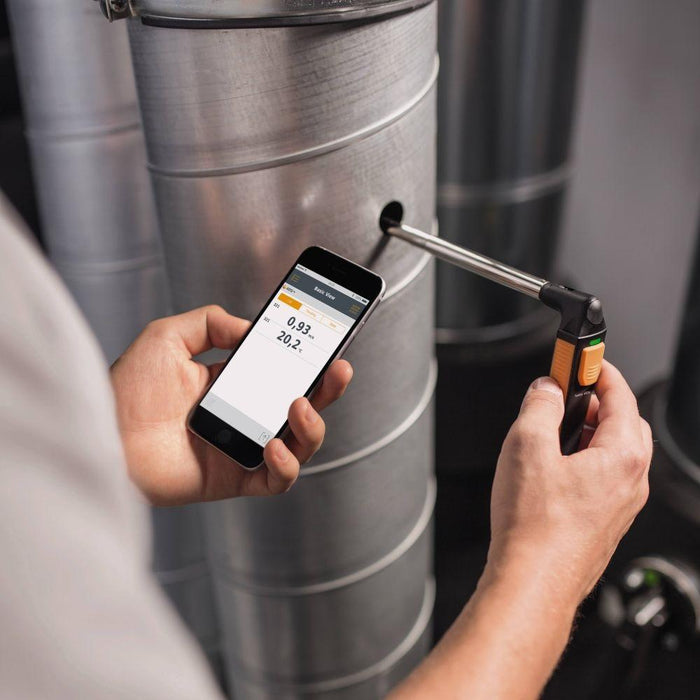 Testo 405i Thermal Anemometer with Smartphone Operation