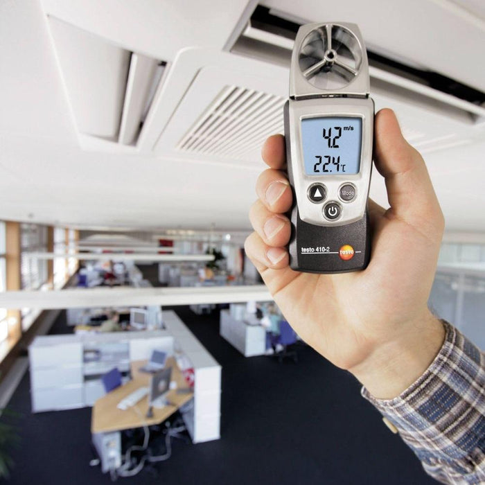 Testo 410-2 : Vane anemometer with Humidity Measurement