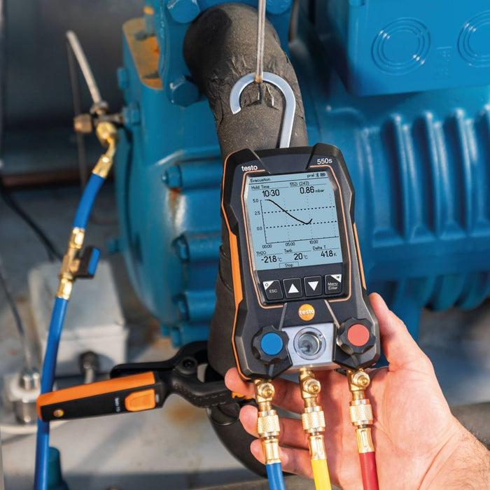Testo 550s Smart Digital Manifold with Wireless Vacuum and Temperature Probes