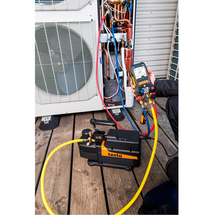 Testo 565i Ex Smart Vacuum Pump For Automated Evacuations (7 CFM, ATEX)
