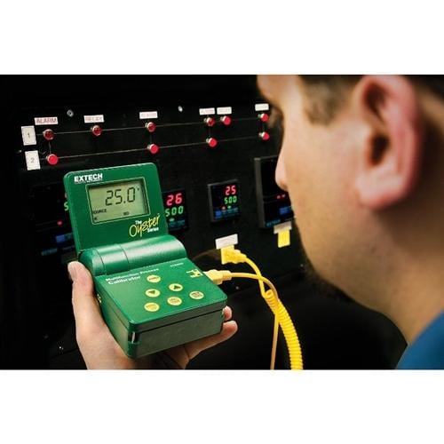 Extech 412400: Multifunction Process Calibrator - Anaum - Test and Measurement