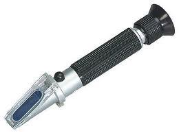 Extech RF20: Portable Salinity Refractometer (0 to 100ppt) with ATC